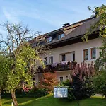 Apartment Gaestehaus Seewinkel *